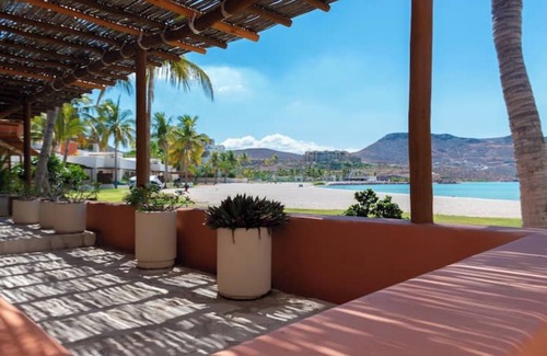 La Paz Villa | Villa on the beach @Puerta Cortes with 3 bedrooms.