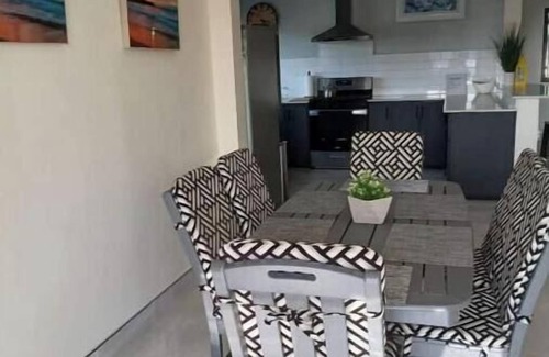 Tower Isle Apartamento | Villa on the Ridge