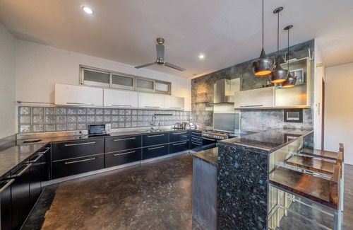 Laksmana Villa | Piscina Villa Onyx de 18 metros, a 1 minuto a pie de Eat st