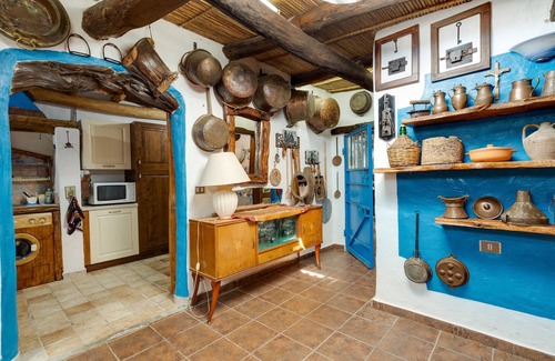 Orgosolo Villa | Villa 'Orgoai' con vistas a la montaña, Wi-Fi y aire acondicionado