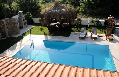 Dalyan City Center Villa | Villa "Oteki Ev" (La otra casa) con jardín y piscina privada