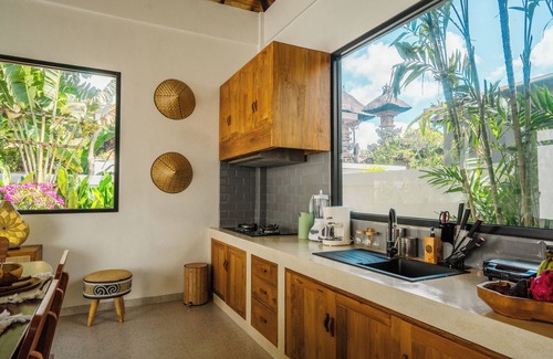 Ubud City-Centre Casa | Villa Panthea Ubud Bali Luxury villa with jungle view