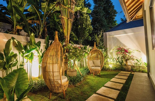 Ubud City-Centre Casa | Villa Panthea Ubud Bali Luxury villa with jungle view