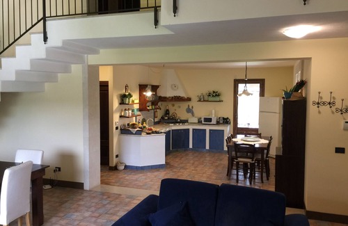 Casale Modica Villa | Villa Paradiso rodeado de verde olivo de oliva y algarrobo