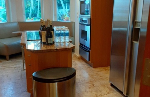 Dorado Pueblo Villa | Villa Paraiso Lujosa playa frente al mar 5BR / 6BA Villa @ Ritz Reserve 7 días mín.