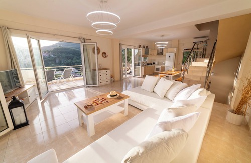 Parga Villa | Villa parga 3 pisos con piscina privada en el centro, impresionantes vistas