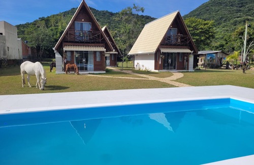 Praia da Armacao do Itapocoroi Chalet De Esquí | Villa Park Chalés