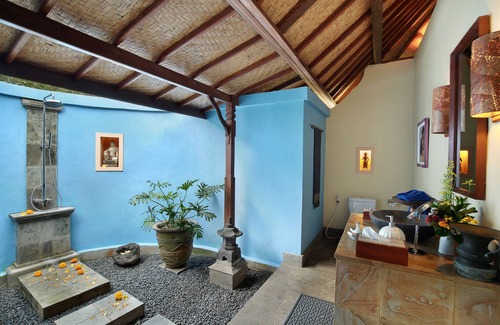 Kayu Putih Casa | Villa Patria