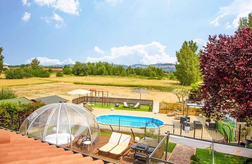 Castelnuovo Villa | Villa Patty - Cuatro Habitaciones Villa, Capacidad 11