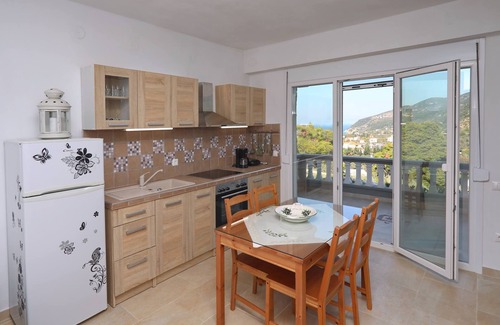 Skopelos Apartamento | ΔΙΑΜΕΡΙΣΜΑ ΜΕ ΠΕΡΙΒΑΛΛΟΝ ΠΕΡΙΒΑΛΛΟΝ ΠΕΡΙΒΑΛΛΟΝ ΠΕΡΙΒΑΛΛΟΝ