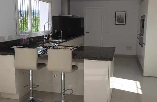 La Gaspara Villa | Villa Paz - Lujo asequible con piscina privada y jardines