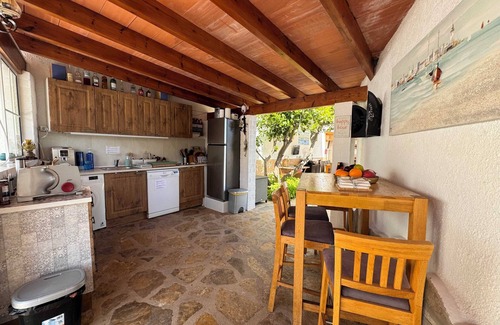 Urbanitzacio la Fustera Villa | Chalet cerca del mar con piscina privada, vistas al mar, cocina de verano
