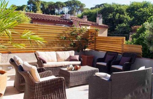 el Carme Villa | Villa Peralta Girona City w above ground Pool