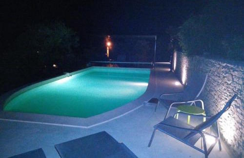 Buis-les-Baronnies Casa | Villa Pialats
