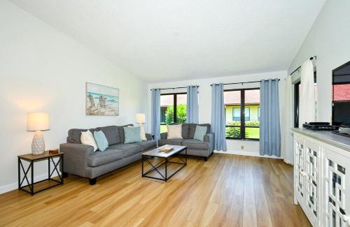 Sarasota Casa | Villa Pine Tree Pool close to the beaches Siesta Key