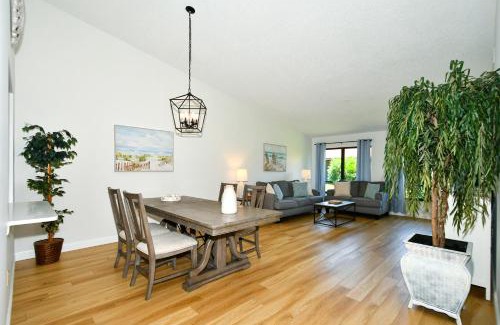 Sarasota Casa | Villa Pine Tree Pool close to the beaches Siesta Key