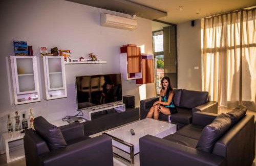Simitli Villa | Villa Pirin