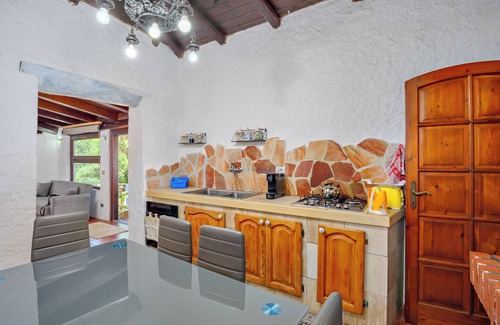 Pittulongu Villa | Villa 'Pirina' con terraza privada, Wi-Fi y aire acondicionado