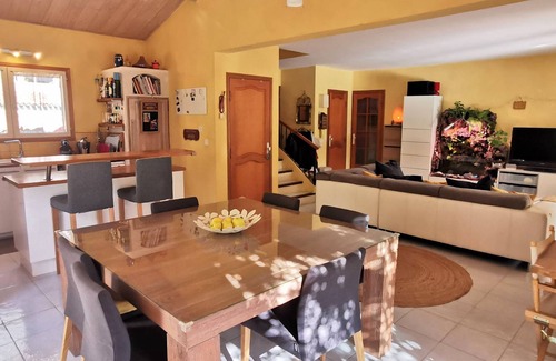 Ventabren Casa | Villa Plein sud 120 m2, Terrain 1000 m2- Piscine- 8 Personnes 3 Belles Chambres