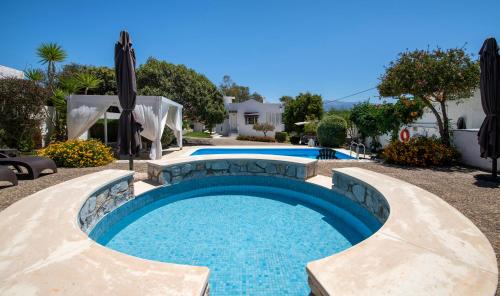 Livadi Villa | Villa Plumeria Flower