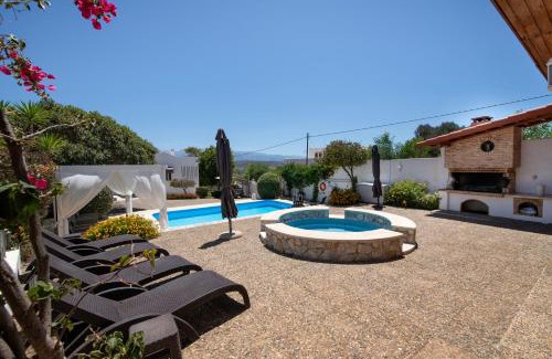Livadi Villa | Villa Plumeria Flower