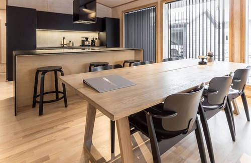Syote Casa | Villa plywood by Interhome