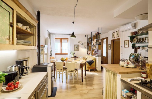 Monticchiello Apartamento | Villa Poliflora es un moderno apartamento en Monticchiello de Pienza en Toscana.