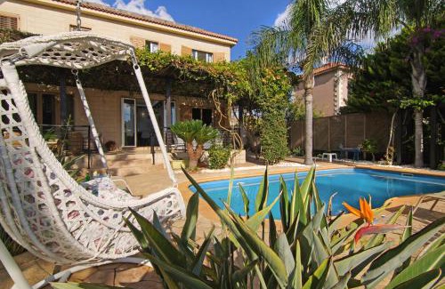 Ayia Thekla Villa | Villa Polina