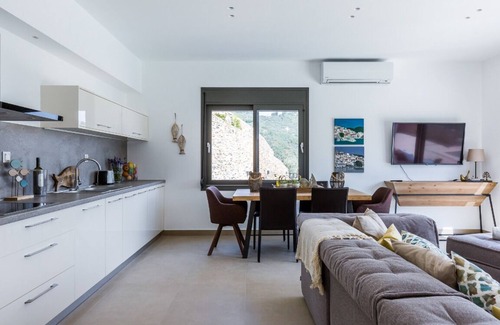 Skopelos Casa | Villa Politimi - Skopelos Luxury Retreat