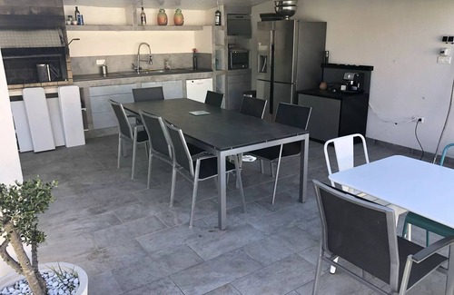 Gemenos Villa | Villa Pool Jacuzzi Pool House Petanque Provence all comfort