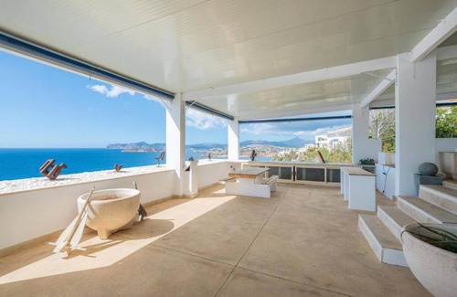 Calvia Villa | Villa 'Port Adriano' con vistas al mar, Wi-Fi y aire acondicionado
