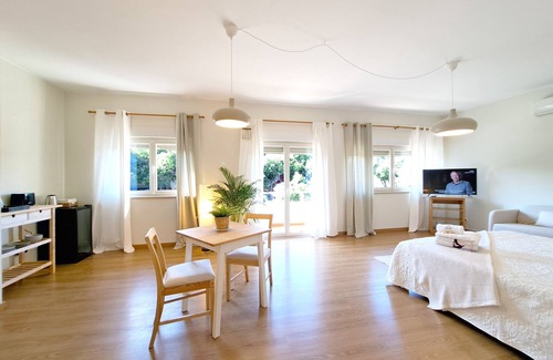 Portimao Casa | Villa Prana Guesthouse, Yoga & Ayurveda