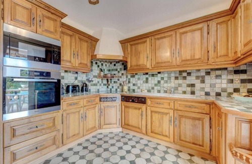 Vins-sur-Caramy Apartamento | Villa Primrose – A Peaceful Retreat in the Heart of Provence