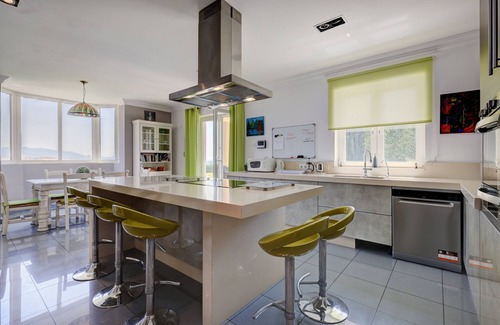 Alcorrin Villa | "Villa Princesa Kristina" con vistas al mar y a la montaña, piscina y Wi-Fi