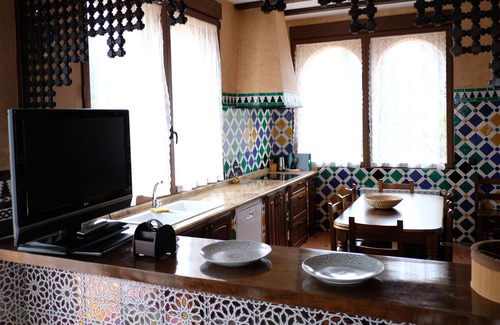 Puebla de Almenara Villa | Villa Nazarí completa
