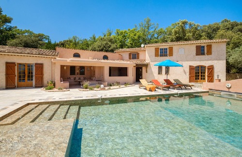 Seillans Villa | Villa 'Propriété Fontaine Margo': Retiro tranquilo con vistas a la montaña