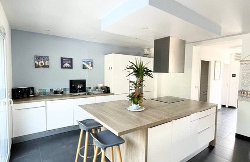 Pessac Casa | Villa Rafael Fun and Calm rental in Pessac