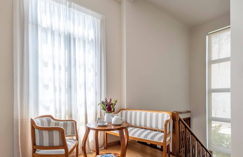 Loutraki Villa | Villa Razi 1935 | Una lujosa villa histórica Art Déco