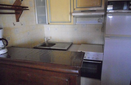 Carnoux-en-Provence Casa | CASSIS a 6km. Planta baja de villa 2 Appart. para 1 a 6 personas cada uno. Terrazas, hermosa vista