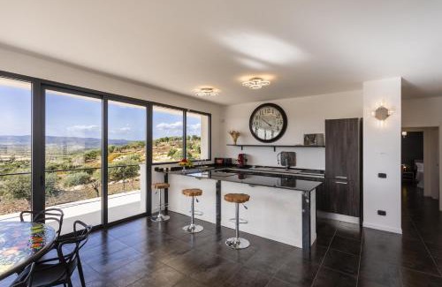 Noto Villa | Villa Regina - IsulaTravel