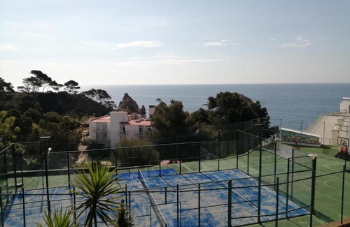 Tossa de Mar Villa | Villa Reymar - diseño y vistas al mar