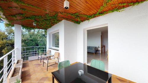 Tossa de Mar Villa | Villa Reymar - diseño y vistas al mar