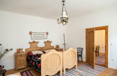 Richis Casa | Villa Rihuini Eco Wine house Transylvania