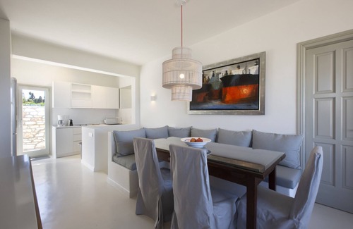 Paros Villa | Villa Rinia - villa con vistas al mar