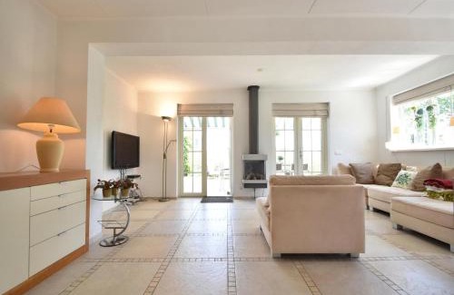 Oude-Tonge Casa | Villa Robinie