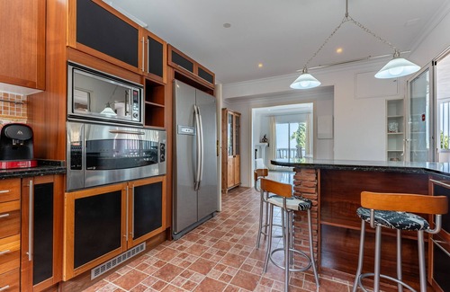 Benalmadena Villa | Villa "Roble" con vistas al mar, piscina privada y Wi-Fi