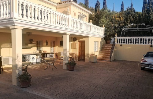 Estepona Condominio | VILLA ROCA.. Lejlighed TIL 2, personer. 5, min fra Stranden