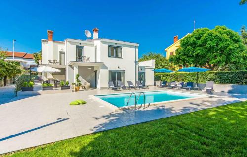 Spadici Villa | Villa Romi
