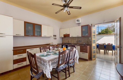 Torre Lapillo Casa | Villa Rosa di Mare by BarbarHouse