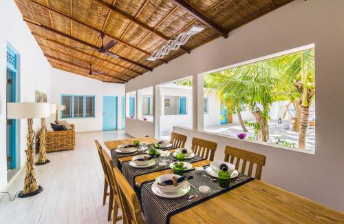 Feridhoo Casa | Villa Rosa Maldives
